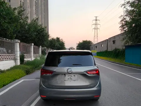 Buick GL6