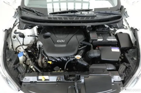 Hyundai Elantra (Avante)