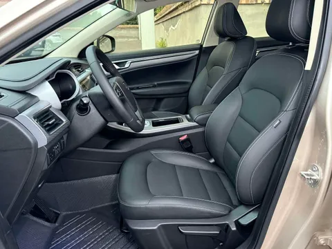 Geely Emgrand GL