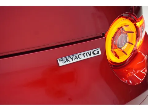 Mazda MX-5 (Roadster)