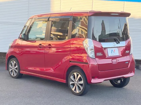 Nissan Dayz Roox