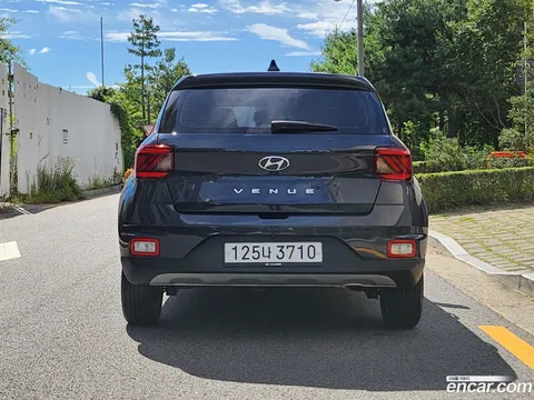 Hyundai Venue