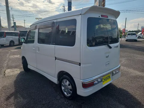 Daihatsu Atrai Wagon