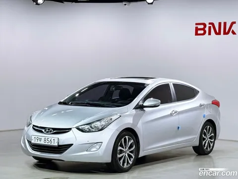Hyundai Elantra (Avante)