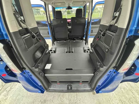 Honda N-BOX Plus