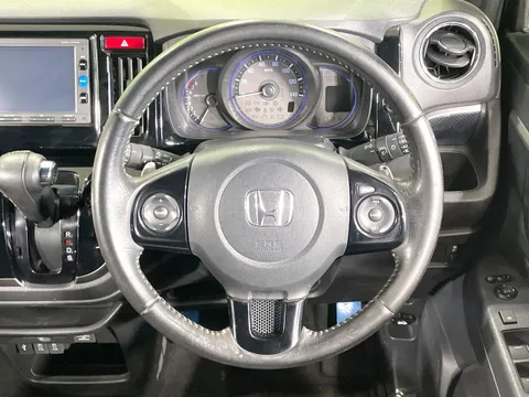 Honda N-WGN Custom