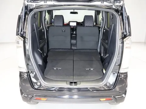 Honda N-BOX Slash