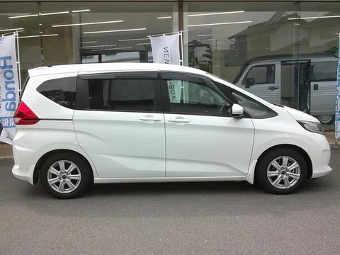 Honda Freed Plus