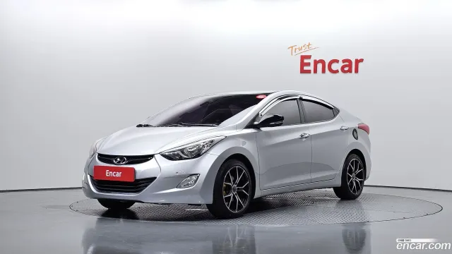 Hyundai Elantra (Avante)