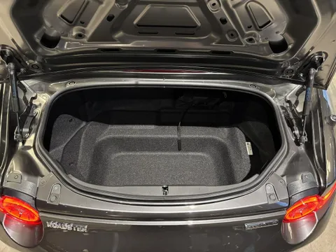 Mazda MX-5 (Roadster)