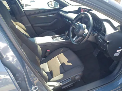 Mazda MAZDA3 Fastback