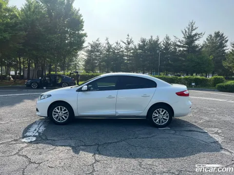 Renault SM3
