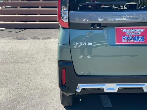 Mitsubishi Delica Mini