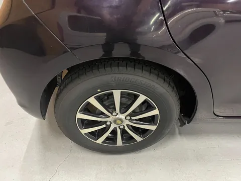 Toyota Yaris (Vitz)