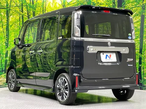 Suzuki Spacia Custom