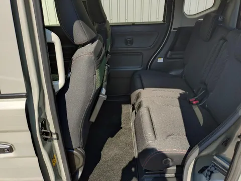 Suzuki Spacia Gear