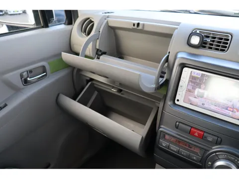 Toyota Pixis Space