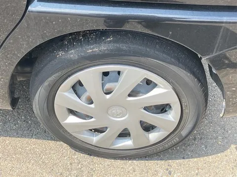 Toyota Pixis Mega