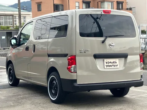 Nissan Vanette