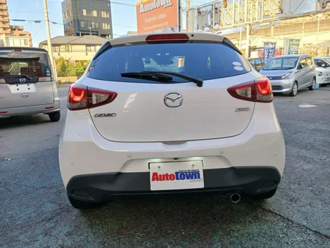 Mazda Mazda2 (Demio)