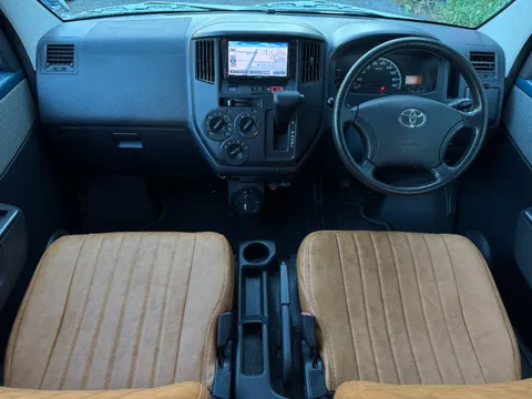 Toyota TownAce Van