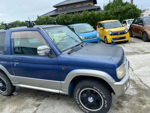 Mitsubishi Pajero Mini