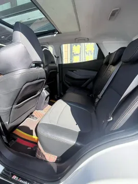 Baojun RS-3