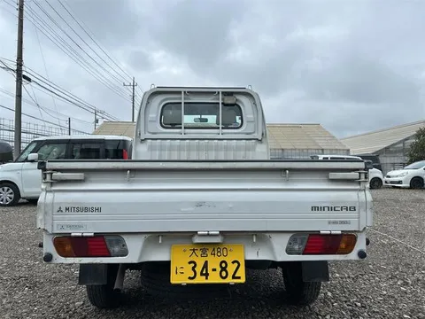 Mitsubishi Minicab Truck