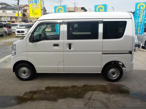 Nissan Clipper