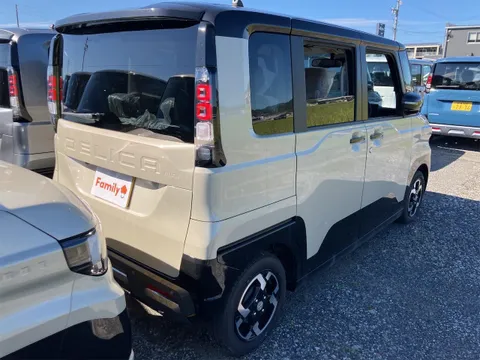 Mitsubishi Delica Mini