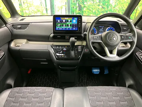 Mitsubishi Delica Mini