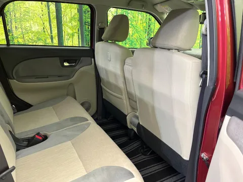 Toyota Pixis Joy