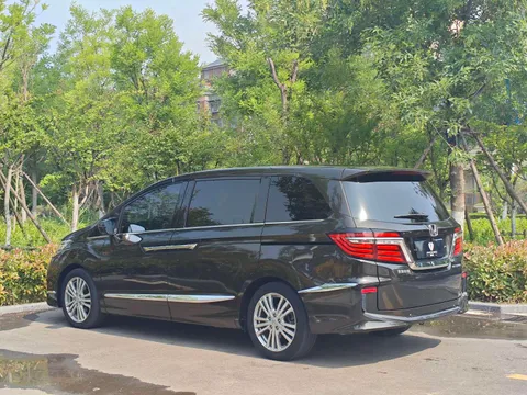 Honda Elysion