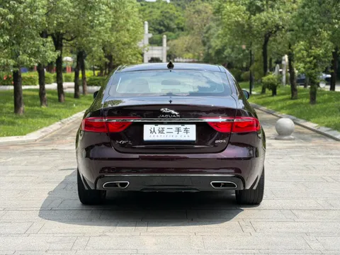 Jaguar XFL