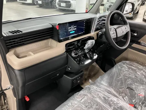 Mitsubishi Delica Mini