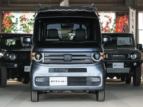 Honda N-VAN Plus Style