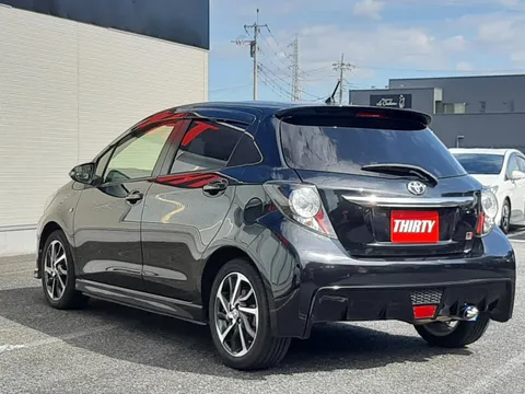 Toyota Yaris (Vitz)