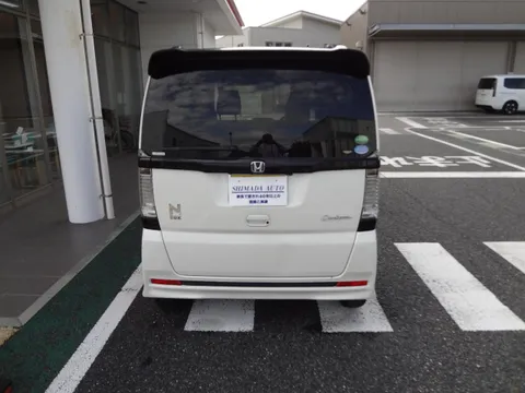 Honda N-BOX Custom