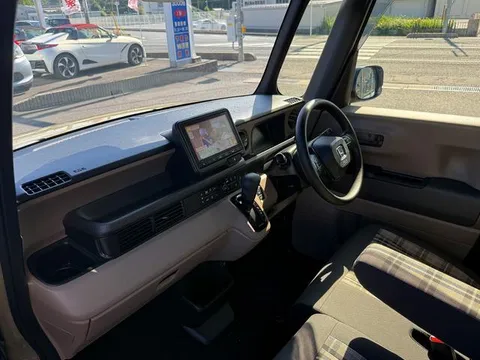 Honda N-BOX Joy