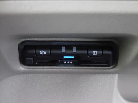 Honda N-BOX Joy