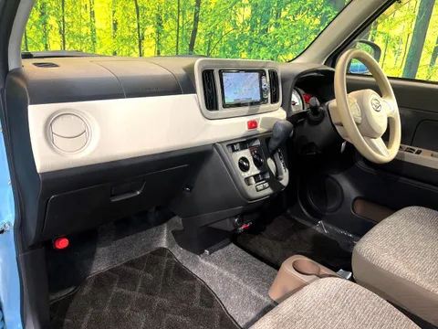 Daihatsu Mira Tocot