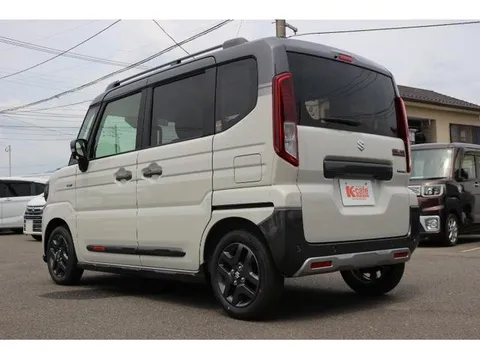 Suzuki Spacia Gear