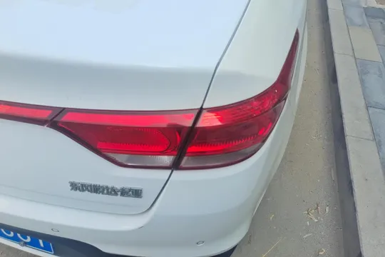 Kia K2