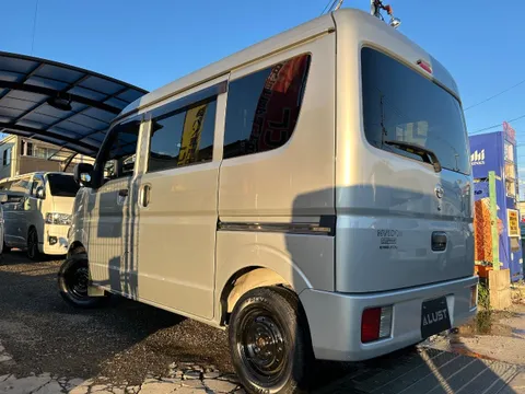 Nissan Clipper