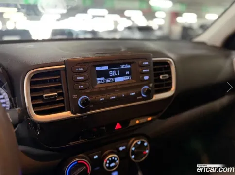 Hyundai Venue