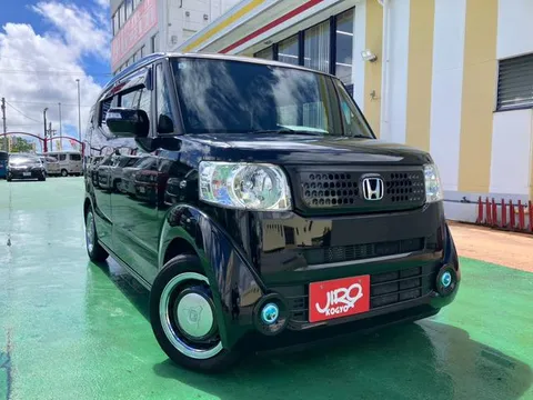 Honda N-BOX Slash