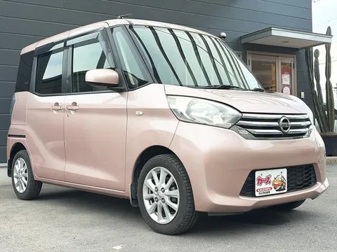 Nissan Dayz Roox