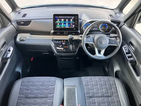 Mitsubishi Delica Mini