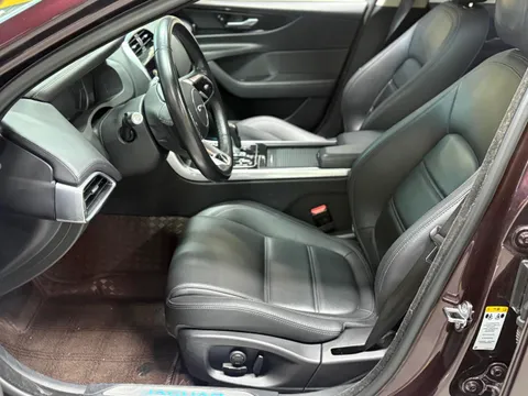 Jaguar XEL