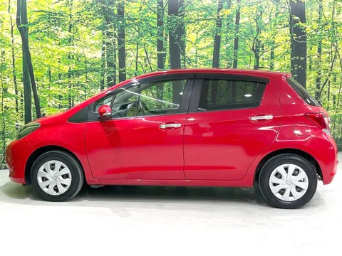 Toyota Yaris (Vitz)